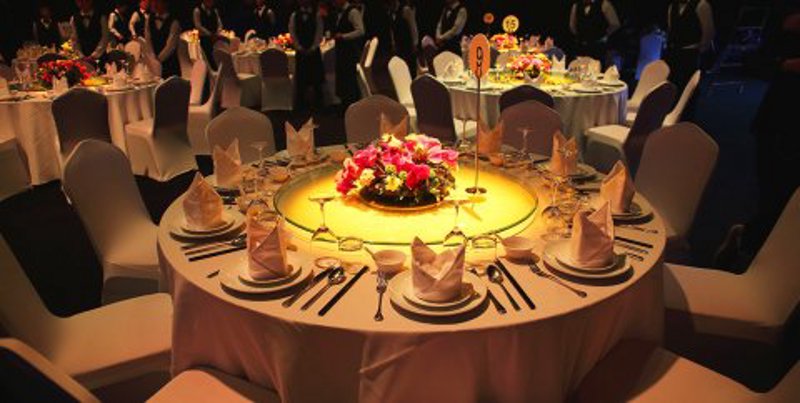 团餐配送：轻松解决企业用餐难题